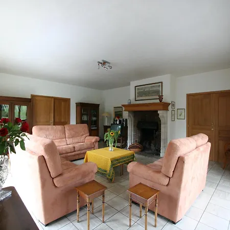 Cozy In Lesterny Near * ナソーニュ